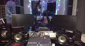 Radio Diversidad Famaillá en vivo estudio